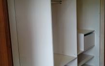 SZAFY  WNĘKOWE  Z  DRZWIAMI  PRZESUWNYMI