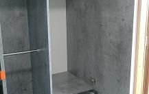 SZAFY  WNĘKOWE  Z  DRZWIAMI   OTWIERANYMI